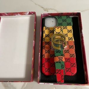 iPhone 13 GG phone case in GG gift box!